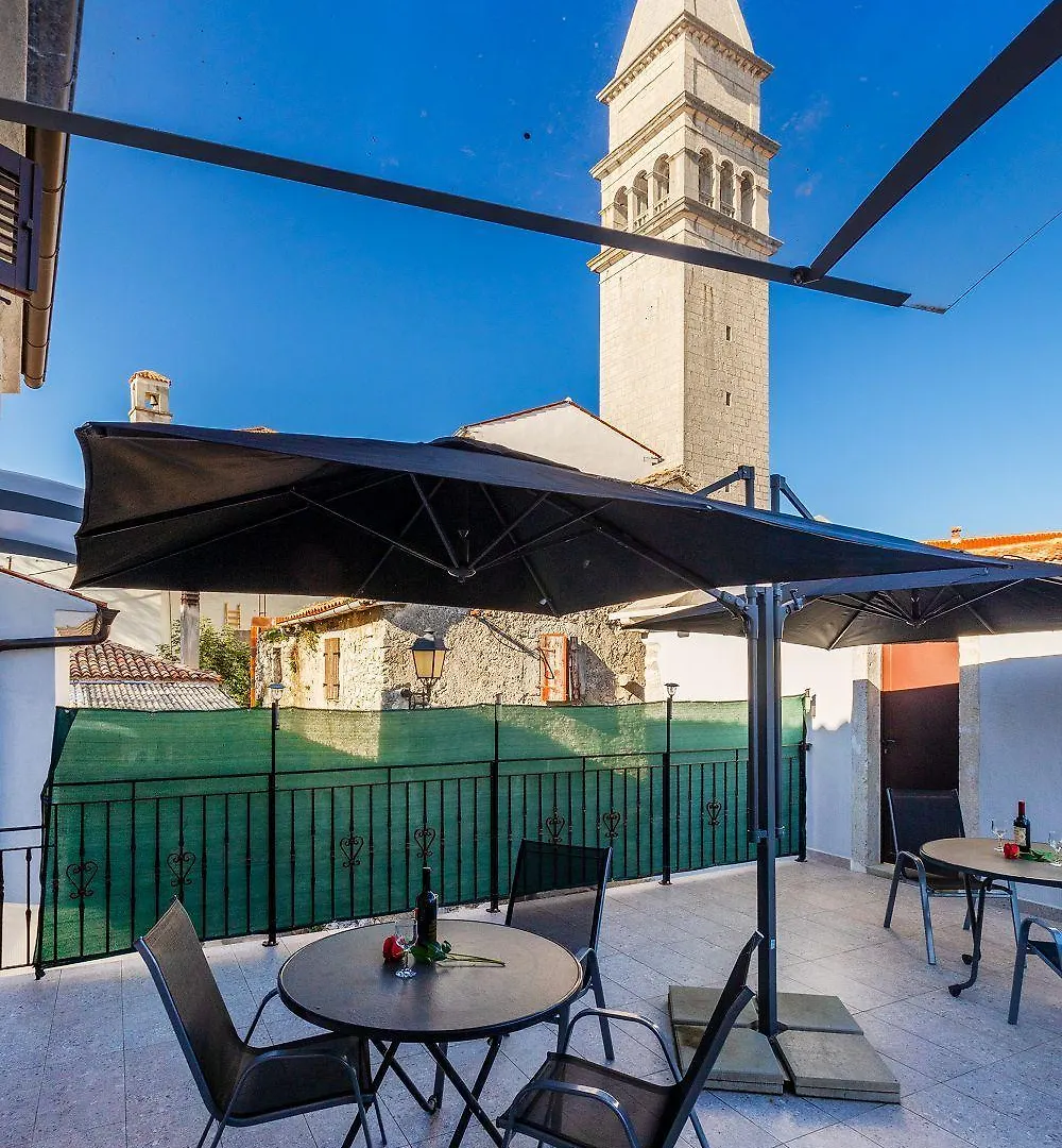 Mediterranes Apartment Mit Panoramablick, Pool, Privatparkplatz, Grill Pazin 0*,